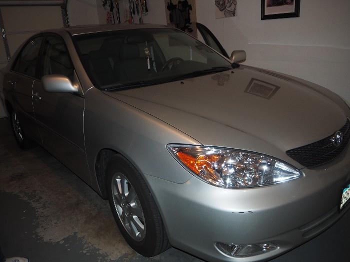 2003 Toyota Camry XLE. 45, 600 miles. Sunroof/leather interior. $8, 850.0