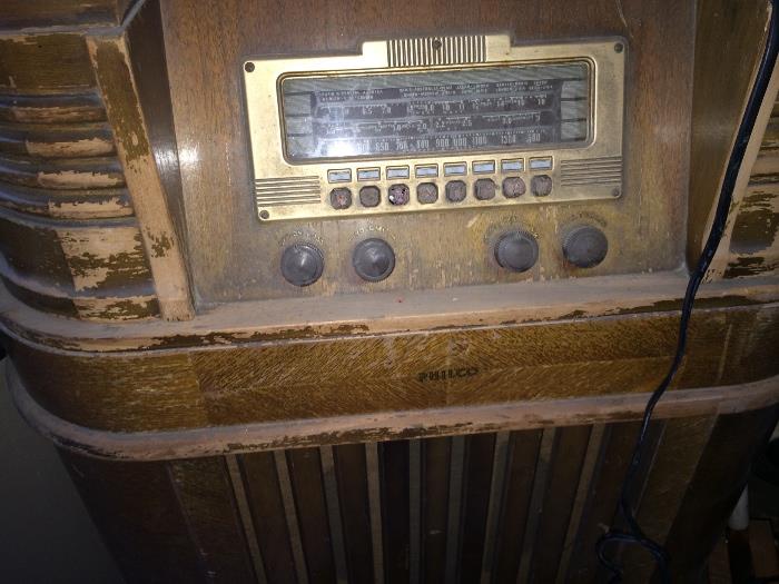 Antique Philco Radio
