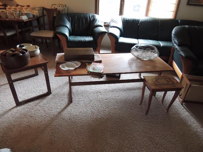 Ekornes Leather Couch & 2 Chairs - Dyrlund & Smith Coffee Table & 3 Side Tables. 