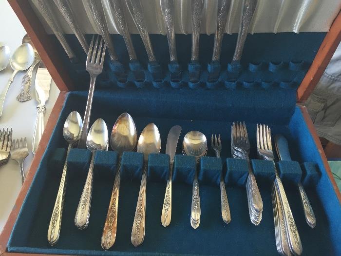 Vintage Community silver plate flatware set