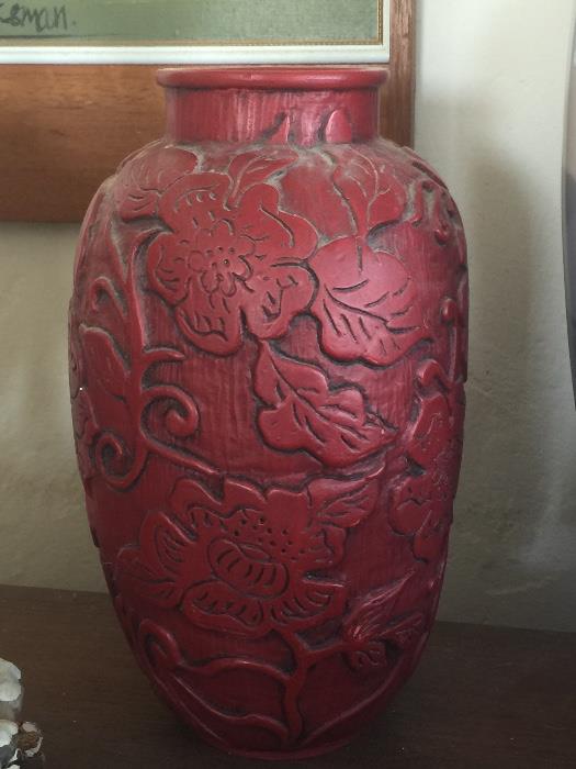 Large Cinnabar colored pottery vase
