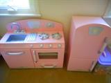 Child's kitchen set