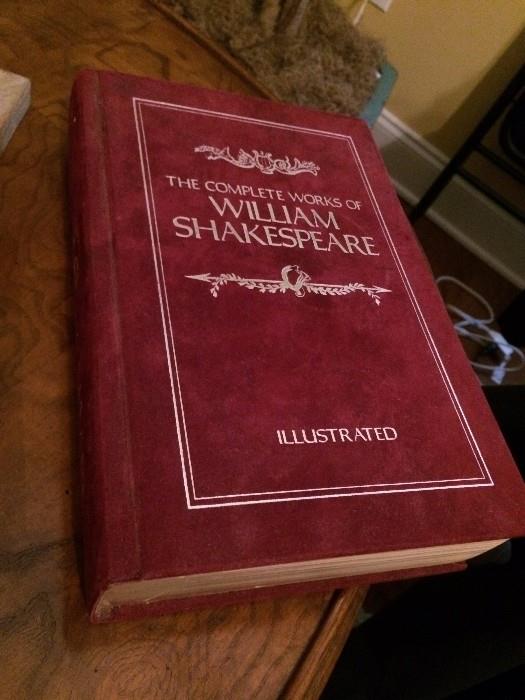 WILLIAM SHAKESPEARE BOOK