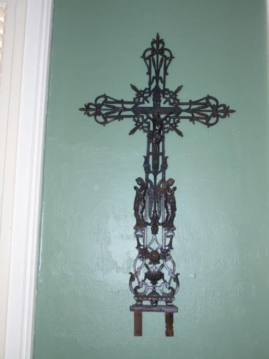 Antique Iron Cross purchased on the outskirts of Paris, France.