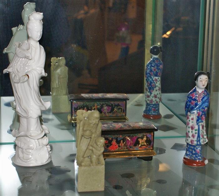 Oriental Figures  