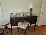 4 mahogany BR pieces...Vanity Table Bench and Two Dressers