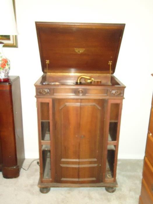Victrola cabinet 