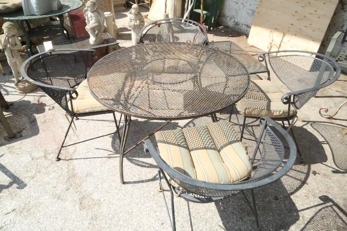 patio furniture, These images are only a portion of what is available at this sale. 