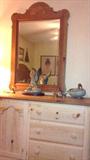 VIEW OF ITEMS ON DRESSER AND MATCHING MIRROR TO BEDROOM SET