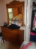 2 over 2 Oak Dresser w/Mirror