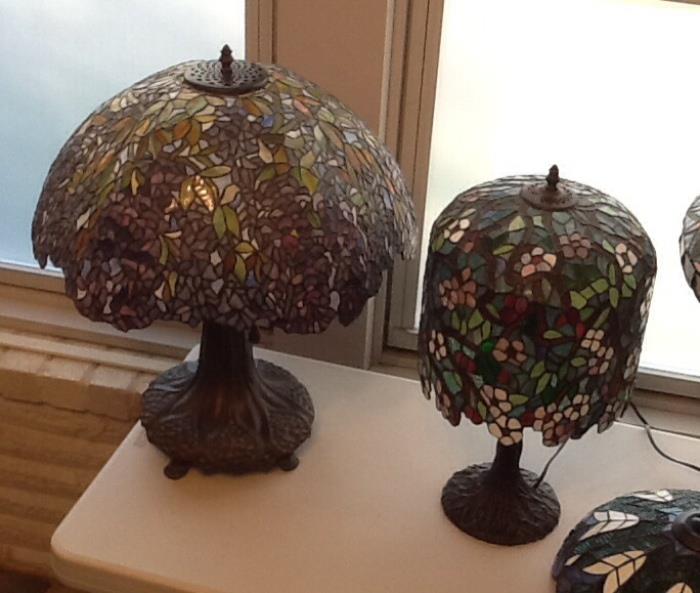 Closer view of Tiffany styled lamp pair.