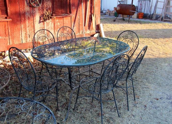 Iron Patio Table & 6 chairs - Glass Top