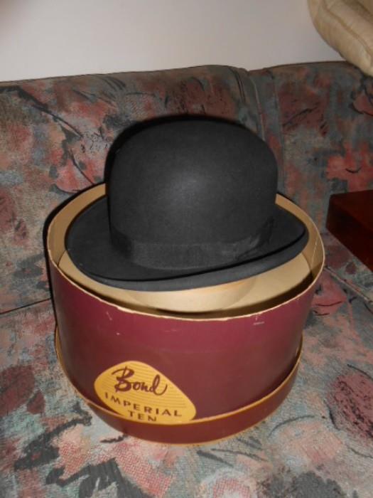Vintage boller hat