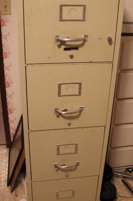 Locking file cabinet. Four drawer.