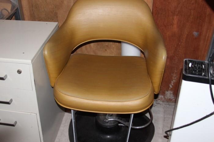 hair stylist chair