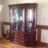 Thomasville Cherry China Hutch