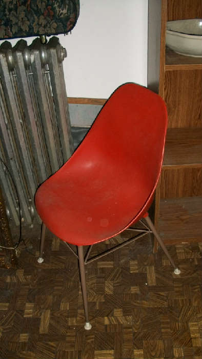 Mid century modern shell chair