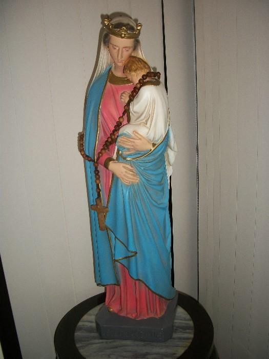 Our Lady and baby Jesus statue