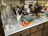 Pampered Chef & Other Kitchen Items