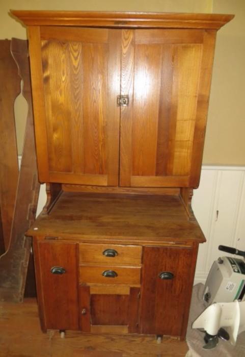 Elwell Kitchen Cabinet Co. Self Contained Oak , Kitchen Pantry, Upper Section has 3 Shelves and Drawers Within Doors, Lower section has Partial Metal