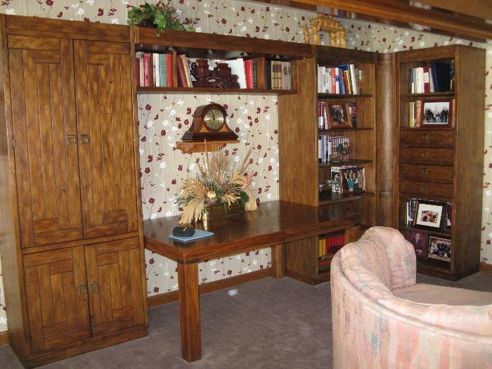 Beautiful Drexel wall unit suitable for large flat screen TV.  the table shown in the "bridge" area is a separate piece.  The unit consists of 3 wall units, a bridge and a corner filler piece.