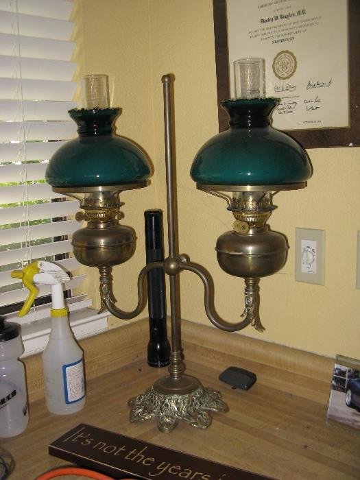 Vintage double kerosene lamp.