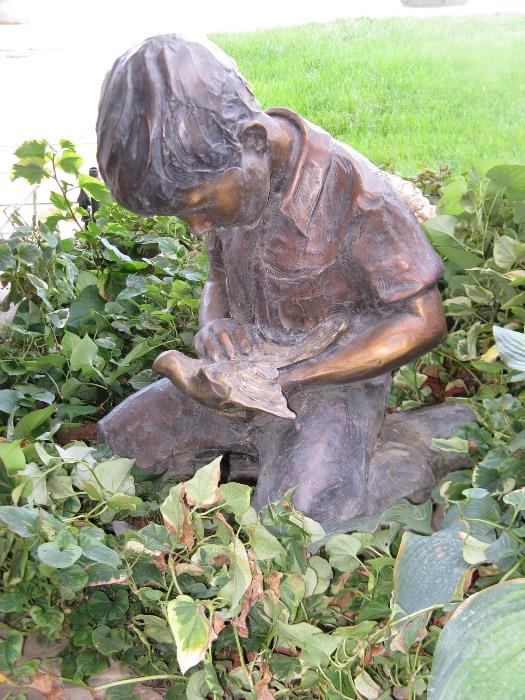 "Little Hands of Peace". Limited edition bronze sculpture by Jane DeDecker.  #26 of 31.