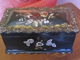 Victorian inlaid papier mache tea caddy