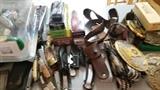 pocket knives, belt buckles