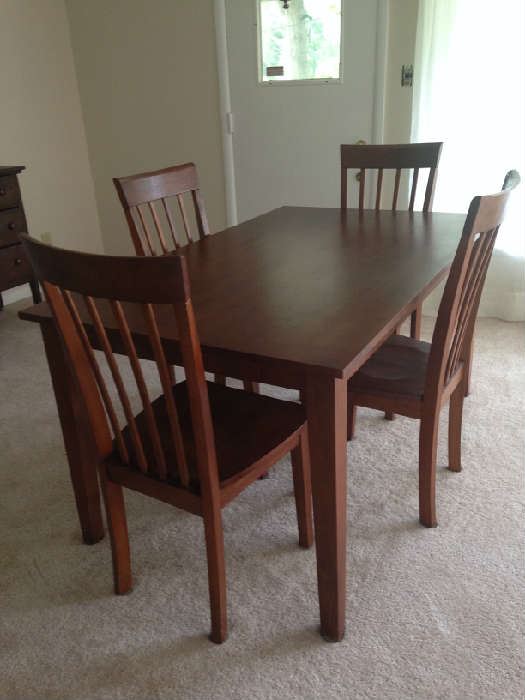 Dining Table with 6 Chairs