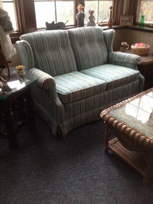 Love seat in great condition
