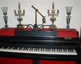 Cabaret piano