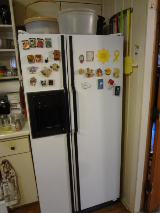 GE 2-door refrigerator