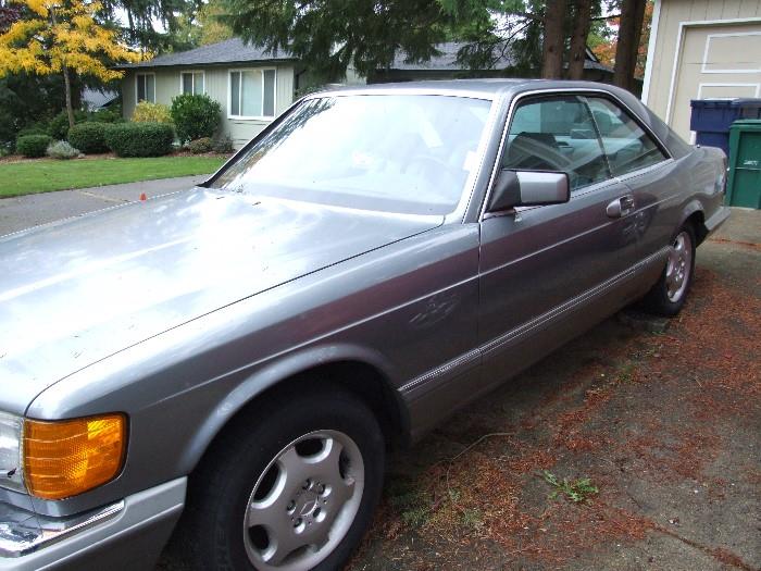 THIS MERCEDES 2 DOOR COUPE IS A FABULOUS SILVER COLOR. NO BODY DAMAGE, NEWER TIRES AND WHEELS!! LEATHER INTERIOR
