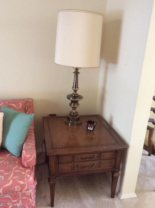 Warm wood end table, MCM lamp