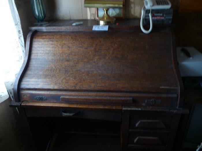 Antique roll top desk