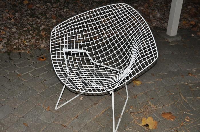 Bertoia Knoll Diamond Chair (4 available).  Bertoia Knoll Petal Table also available.