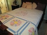 Vintage "Dresden Plate" quilt