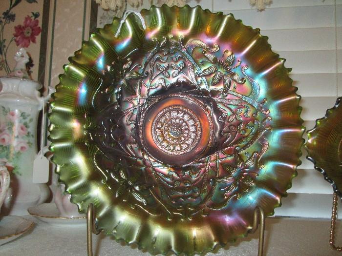 Northwood "Wishbone" carnival glass bowl