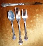 Gorham "Chantilly" sterling flatware (more pieces available)