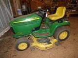 We are accepting bids on this John Deere LX280 mower starting at $1400.  332.5 hrs. 