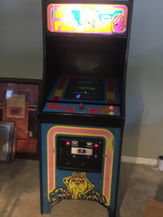 Vintage Ms PacMan Arcade Game