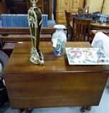 Solid cherry double drop-leaf banquet table w/2 leaves. Firescreen on top is sold