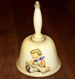 Thoughtful Bell Hummel