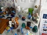 Murano glass and other decorative items.