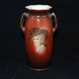 Antique Double Handle Porcelain Portrait Vase, Eastern European
Condition: Good
Shipping: Yes
Size:5 1/2"
Condition: Good
Shipping: Yes
Size:6"