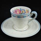 Wedgwood, Patrician And "Morning Glory" Pattern demi tasse and saucer
Condition: Good
Shipping: Yes
Size:demi