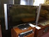 Sony Bravia 40" LCD 1080p KD40-SL140 (like new)