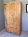 ETHAN ALLEN DESK