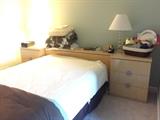 QUEEN BED